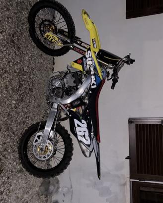 SUZUKI RM-Z 2013