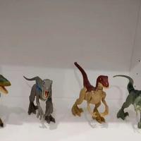 Giocattoli di dinosauri Jurassic World