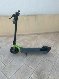 Monopattino argento active evo