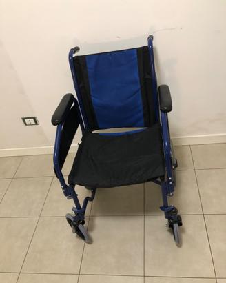 Carrozzina per anziani o disabile