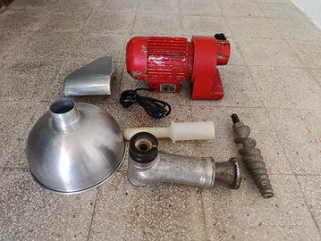 macchina colapomodoro  marca Nicolini & C. in