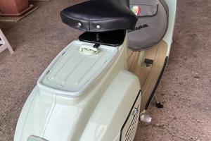 Vespa 50