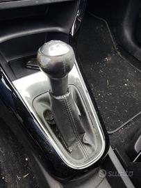 Leva cambio CITROEN C3 1397cc benzina del 2009