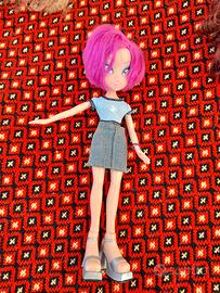 bambola bratz altezza 25cm 