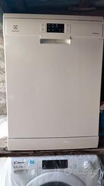 Lavastoviglie Electrolux