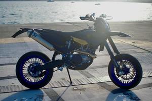 Husqvarna FE 501 motard (OMOLOGATA)