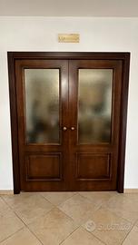 due porte a scrigno con vetro effetto mart