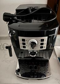 Macchina cafe DeLonghi Magnifica