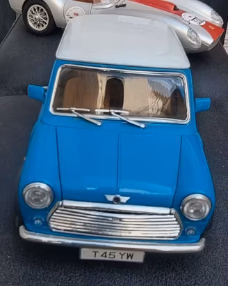 Modellini auto Mini Cooper 1999 Burago