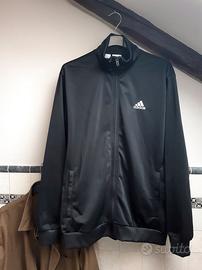 Nuova giacca adidas hotsell