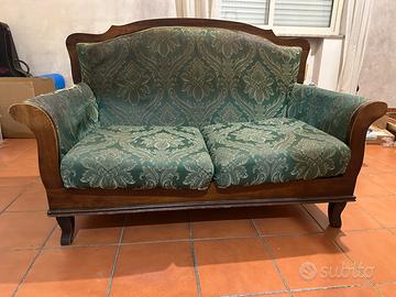 2 divani 4 posti  in legno massello vitage