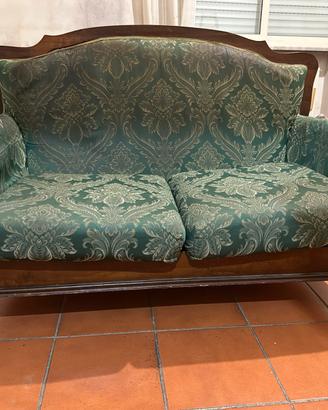 2 divani 4 posti  in legno massello vitage