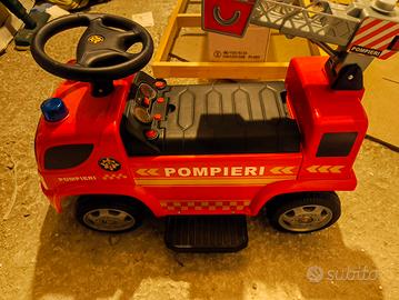 Camion Pompieri Elettrico Bambini con Spara Acqua