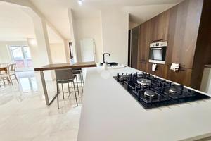 5 LOCALI A ROTONDI
