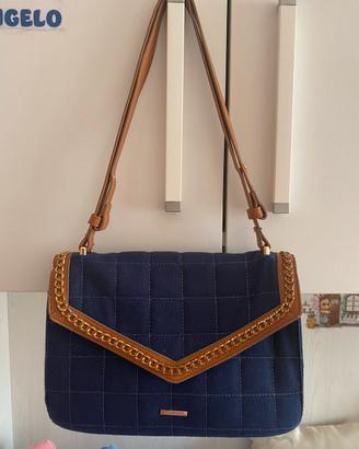 Borsa trapuntata con catena