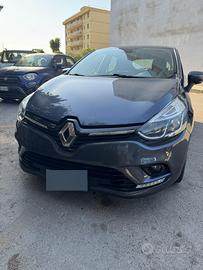Renault Clio 1.5 DCI 75CV