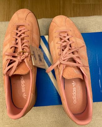 Adidas sneakers bermuda