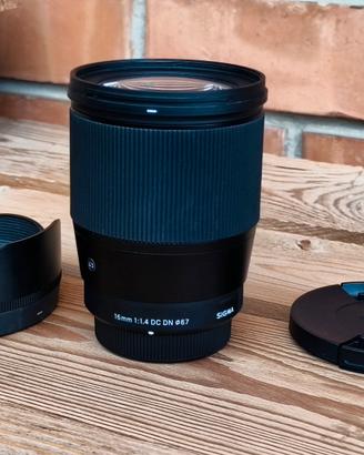 Sigma 16mm f1.4 DC DN