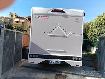 CAMPER 240 CHALLENGER