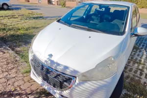 Peugeot 208 diesel del 2015