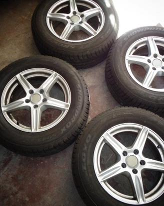 1030 - Pneumatici 215/65R16 + cerchi Tiguan