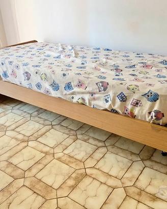 STRUTTURA DIVANO LETTO CON DUE MATERASSI