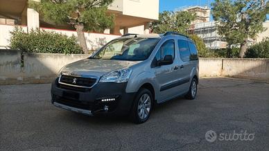 Peugeot Partner Tepee BlueHDi 100 Outdoor