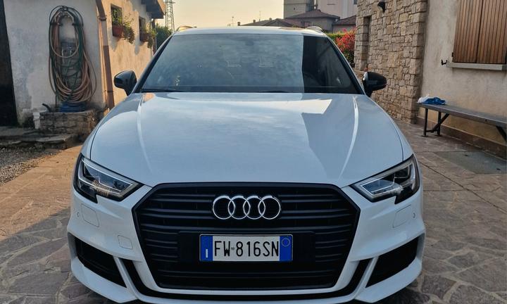 AUDI A3 Sportback S-Line 2019 - Automatica - Benzi