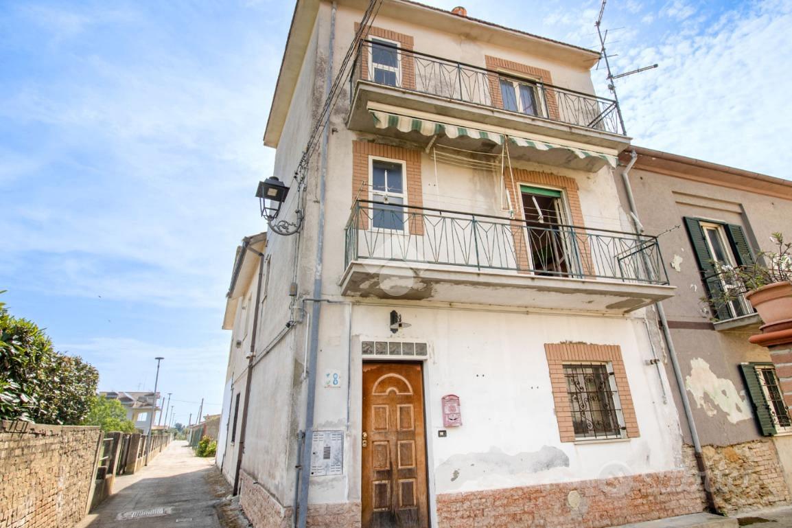 CASA SEMINDIPENDENTE A ORTONA - Vista 2