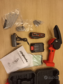 Mini motosega a batteria