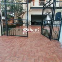 Trilocale a pochi passi dalla spiaggia AC/106