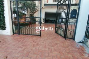 Trilocale a pochi passi dalla spiaggia AC/106