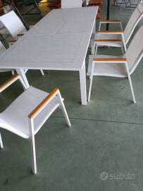 COMPLETO IN ALLUMINIO BIANCO.