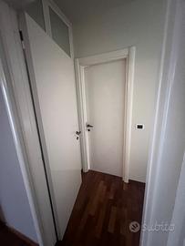 8 porte interne, incorniciate, bianco laccato