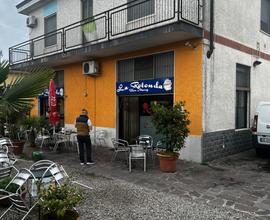 Bar+ casa zona industriale