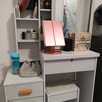 postazione beauty donna 