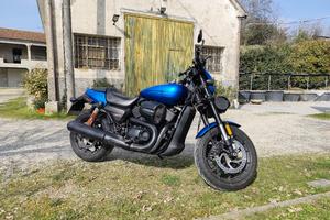 Bella Harley Davidson street Rod 750