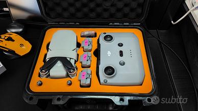 DJI Mini 2 SE Fly More Combo