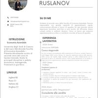 Cameriere, addetto alle pulizie, lavoro in cucina