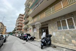 3 LOCALI A GENOVA