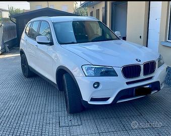 BMW X3 xdrive20d futura con gancio traino