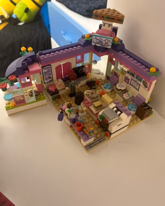 Lego friends