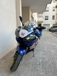 R6 per info in privato