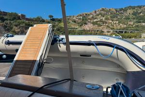 Gommone/tender con motore sizuki 4 tempi