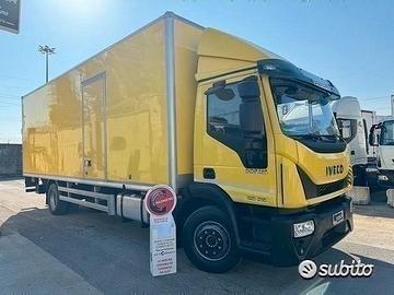 Iveco eurocargo 120E21 Furgone 7.80 e sponda 2019