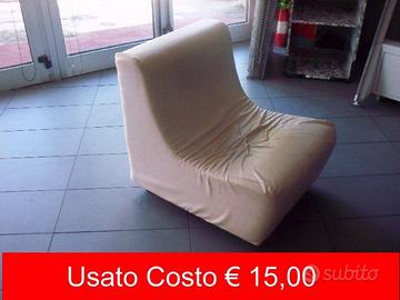 Poltroncine finta pelle