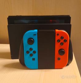 Nintendo Switch + Mario Kart 8 deluxe 