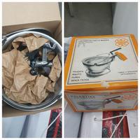 Pentola per polenta con motorino