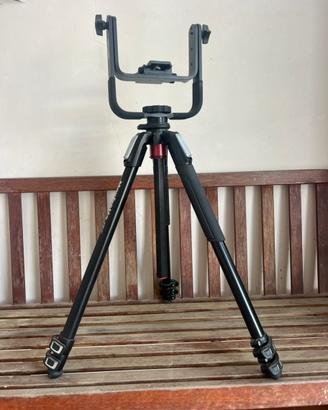 Treppiedi Manfrotto 055 con supporto Tele/zoom