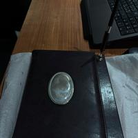 Agenda in Argento con penna